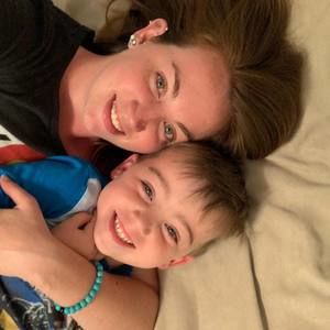 Meet your Posher, Caitlin